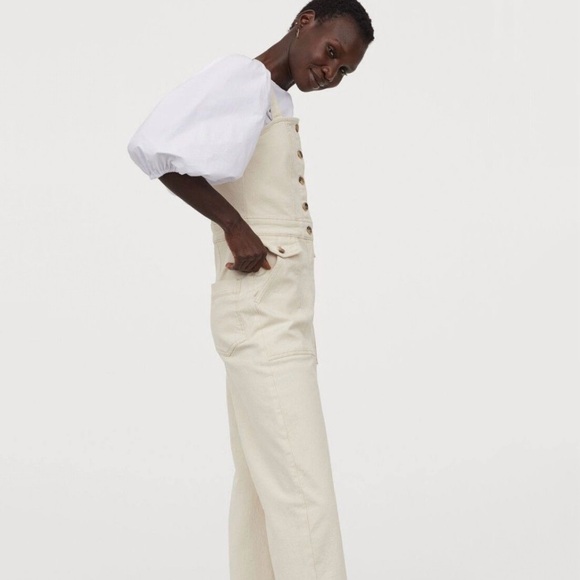 H&M Pants - NWT H&M Workwear Coveralls Jumpsuit in Ivory Denim size XS